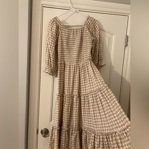 Ivy City Co Madeline dress in tan gingham sample small or XS